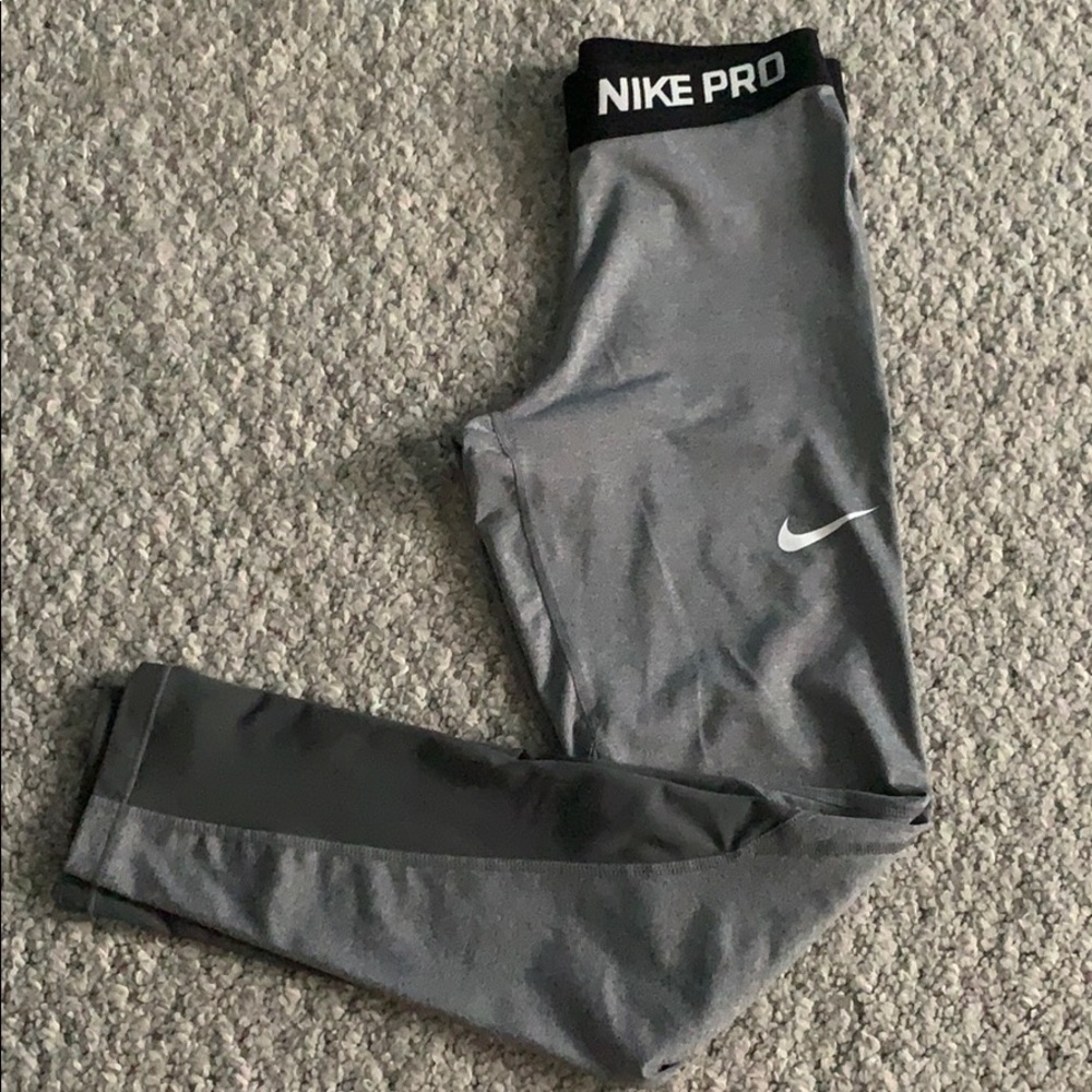 Nike Pro leggings